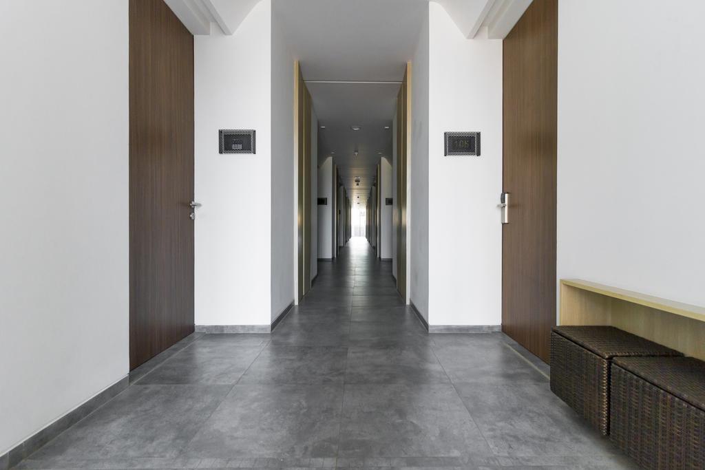 Reddoorz Plus Near Perbanas Jakarta Exterior foto